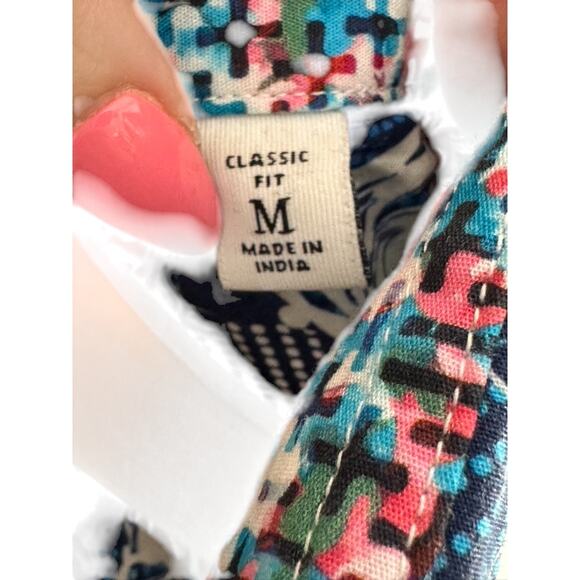 Robert Graham Classic Fit Blue SKULL Print Short Sleeve Button-Up Shirt Medium - Picture 7 of 7